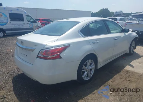 2015 Nissan Altima 2.5 Sv from USA, damaged, VIN 1N4AL3AP9FC277039